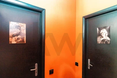Loja para Venda em Pedroso e Seixezelo