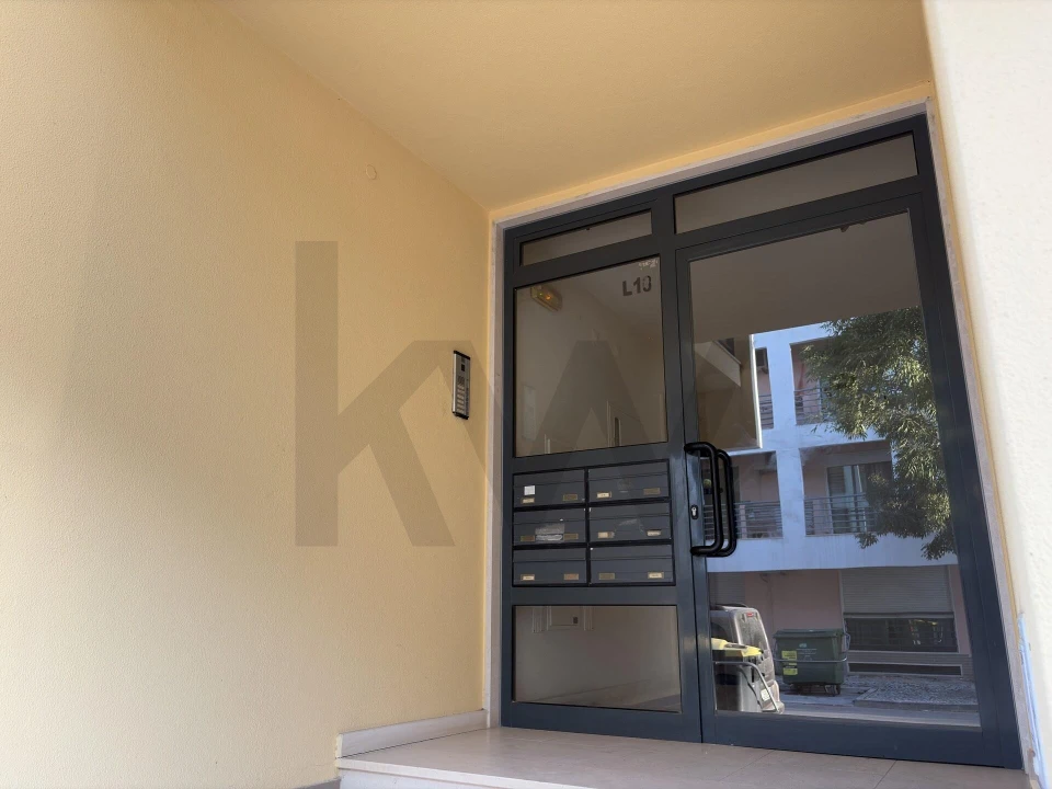 Apartamento T3 para Venda em Quinta do Anjo Foto 25