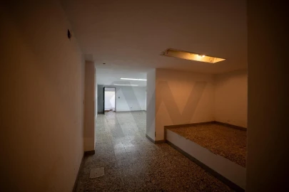 Moradia T4 para Venda em Rio de Mouro