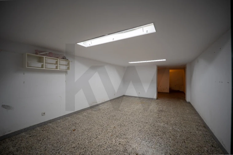 Moradia T4 para Venda em Rio de Mouro Foto 32