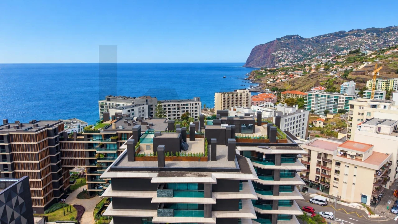 Apartamento T1 para Venda em São Martinho Foto 73