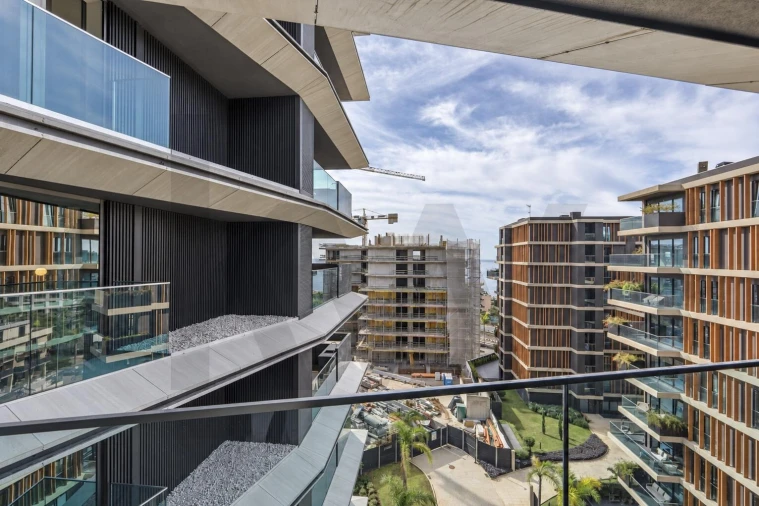 Apartamento T1 para Venda em São Martinho Foto 44