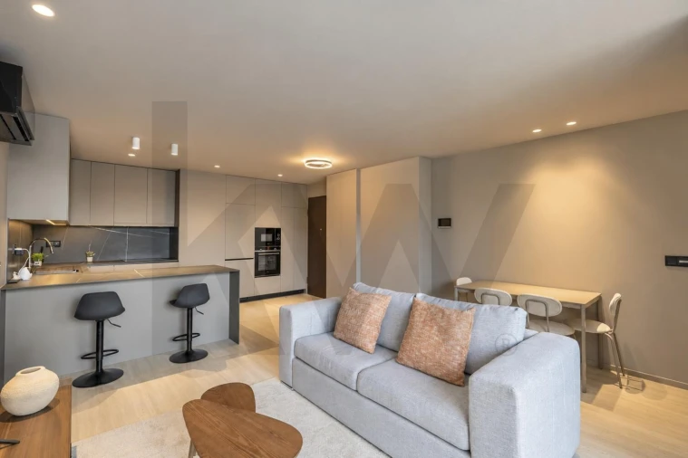 Apartamento T1 para Venda em São Martinho Foto 33