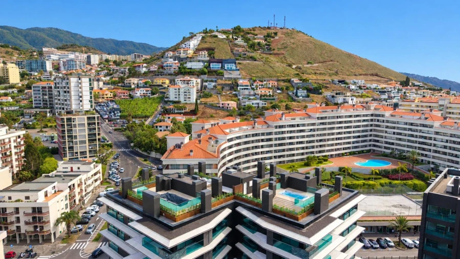 Apartamento T1 para Venda em São Martinho Foto 71