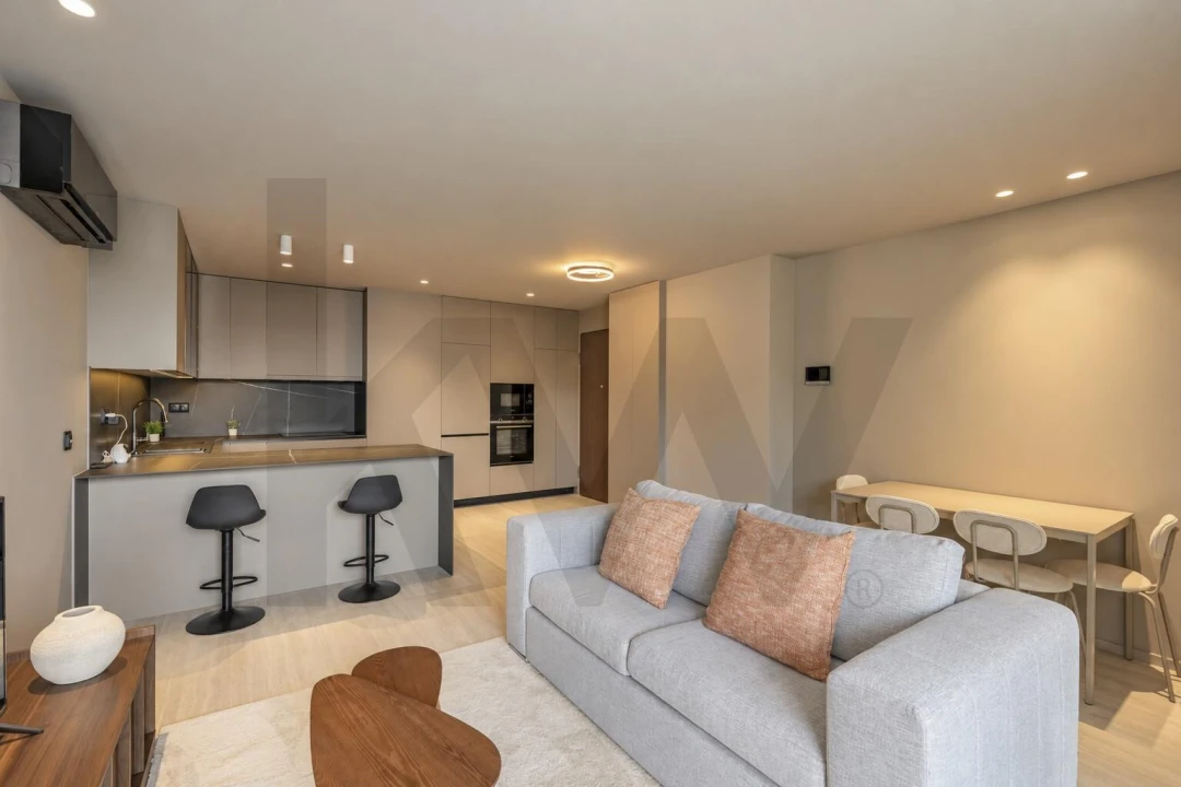 Apartamento T1 para Venda em São Martinho Foto 5
