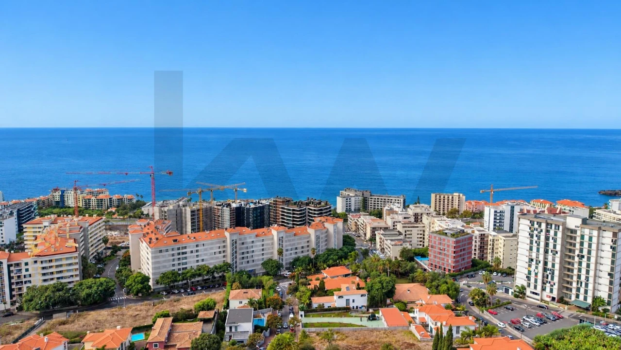 Apartamento T1 para Venda em São Martinho Foto 86
