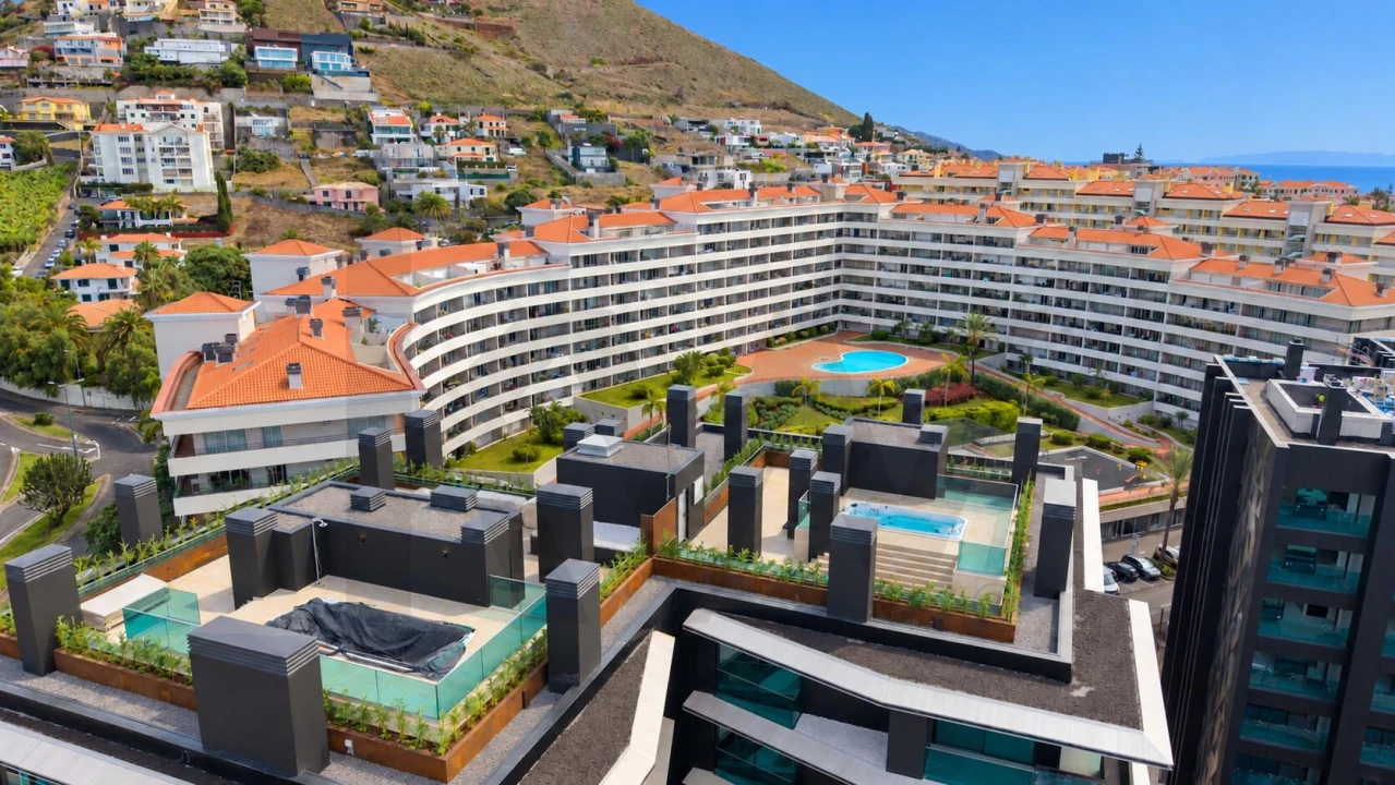 Apartamento T1 para Venda em São Martinho Foto 92