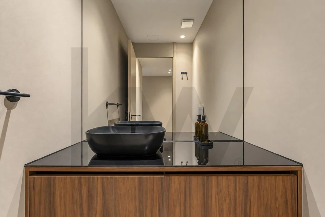 Apartamento T1 para Venda em São Martinho Foto 9