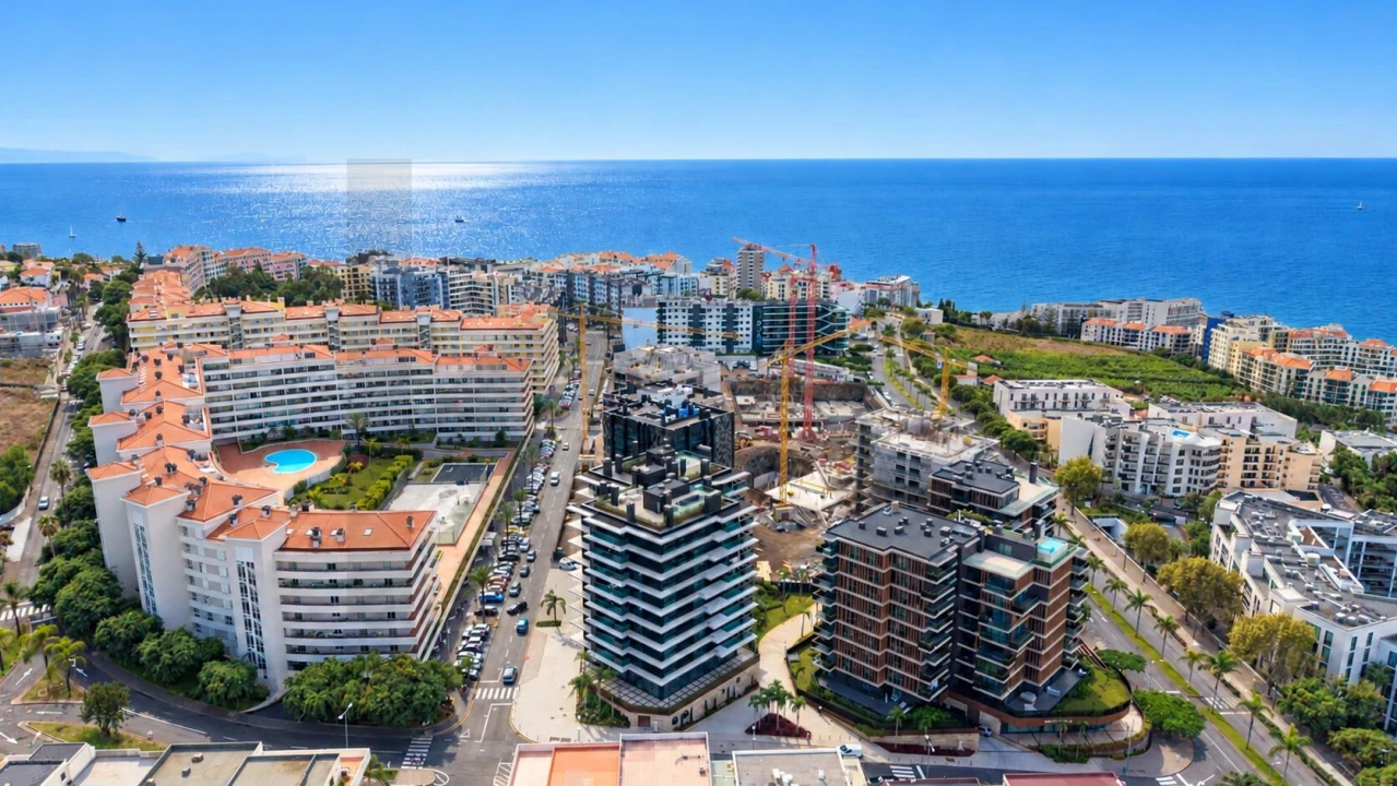 Apartamento T1 para Venda em São Martinho Foto 90