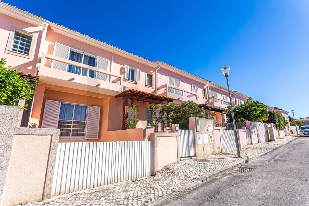 Moradia T3 para Venda em Quinta do Anjo Foto 41