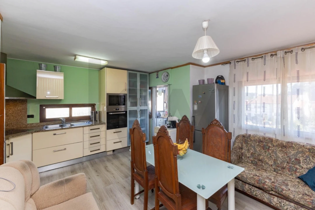 Apartamento T2 para Venda em Baltar Foto 9