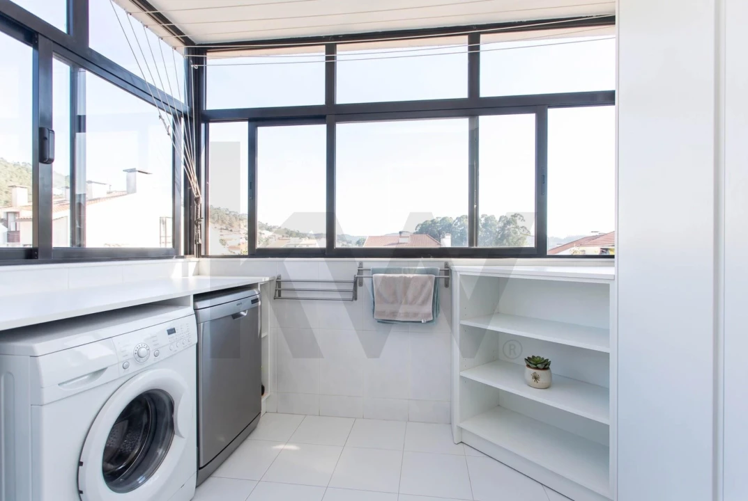 Apartamento T2 para Venda em Baltar Foto 12