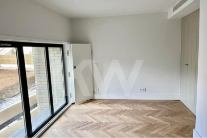 Apartamento T3 para Venda em Beato