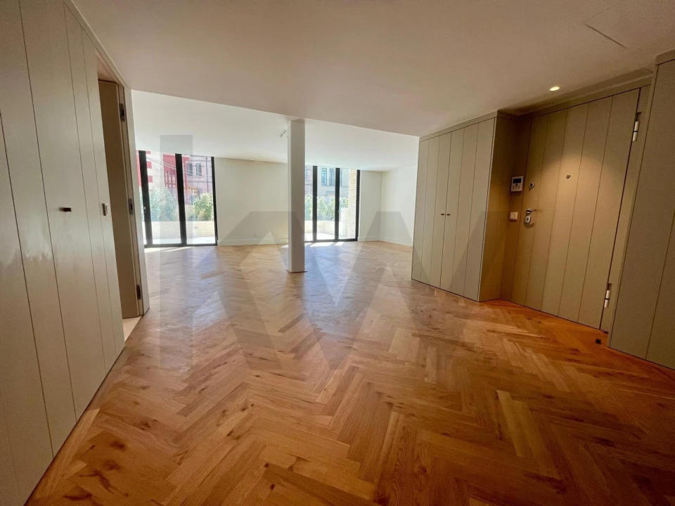 Apartamento T4 para Venda em Beato Foto 2