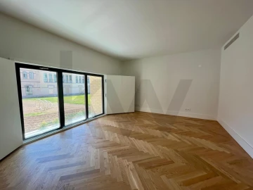 Apartamento T4 para Venda em Beato