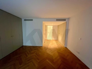 Apartamento T4 para Venda em Beato
