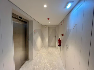 Apartamento T4 para Venda em Beato