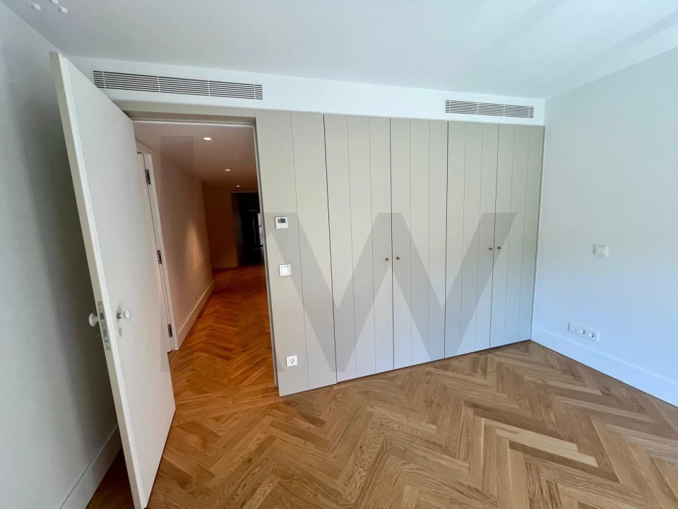 Apartamento T4 para Venda em Beato Foto 25