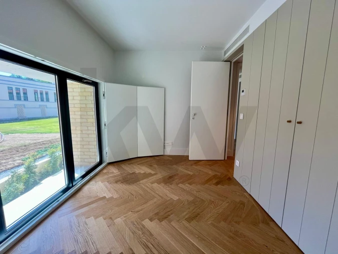 Apartamento T4 para Venda em Beato Foto 24