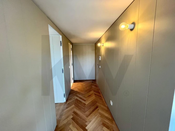 Apartamento T2 para Venda em Beato Foto 5