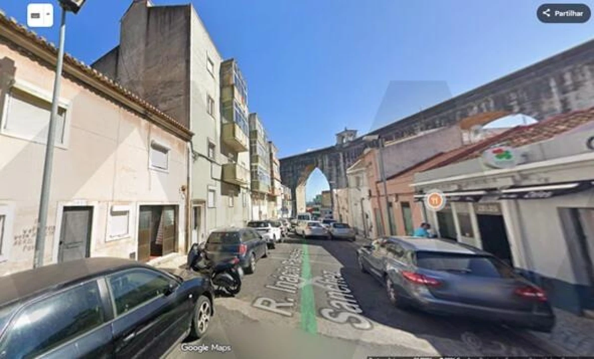 Prédio para Venda em Campolide Foto 1