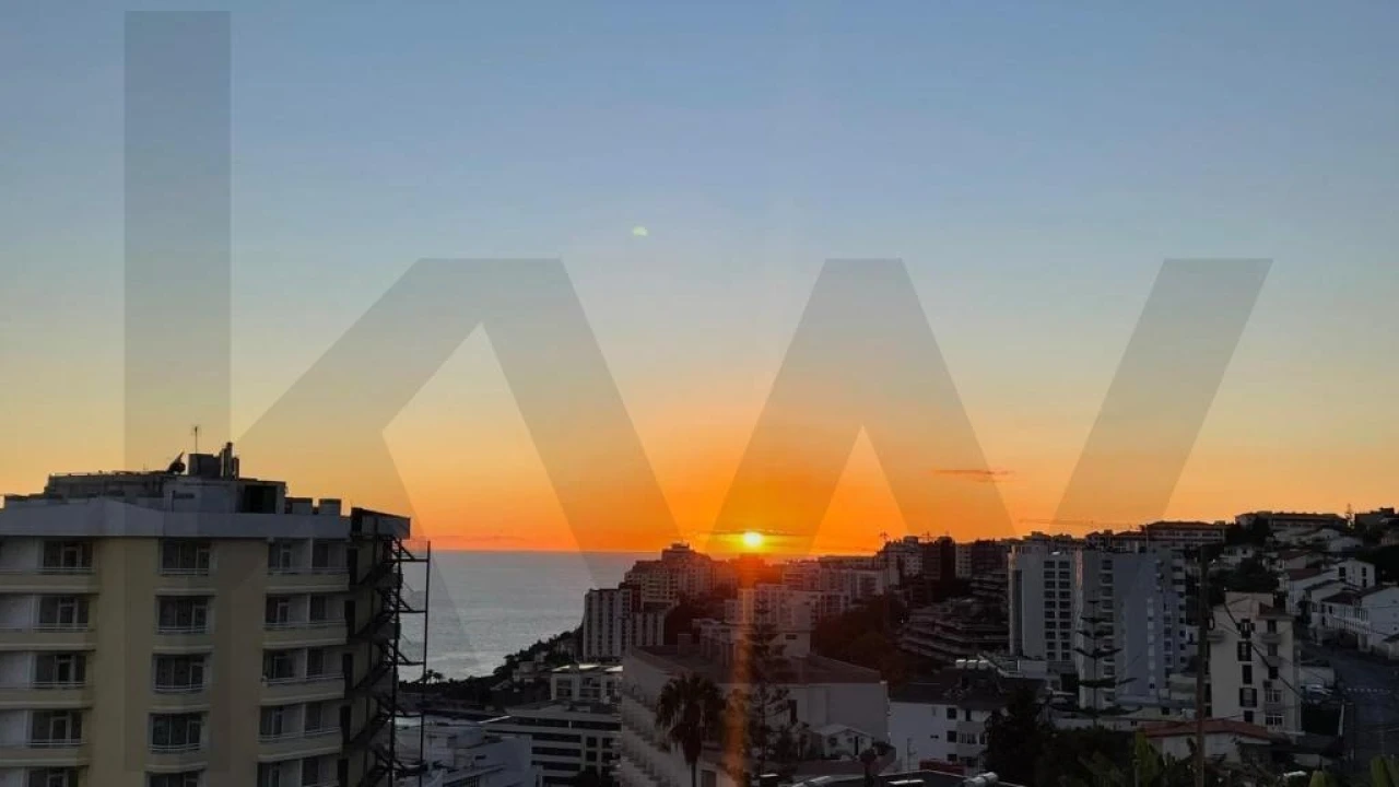 Apartamento T3 para Venda em São Martinho Foto 6