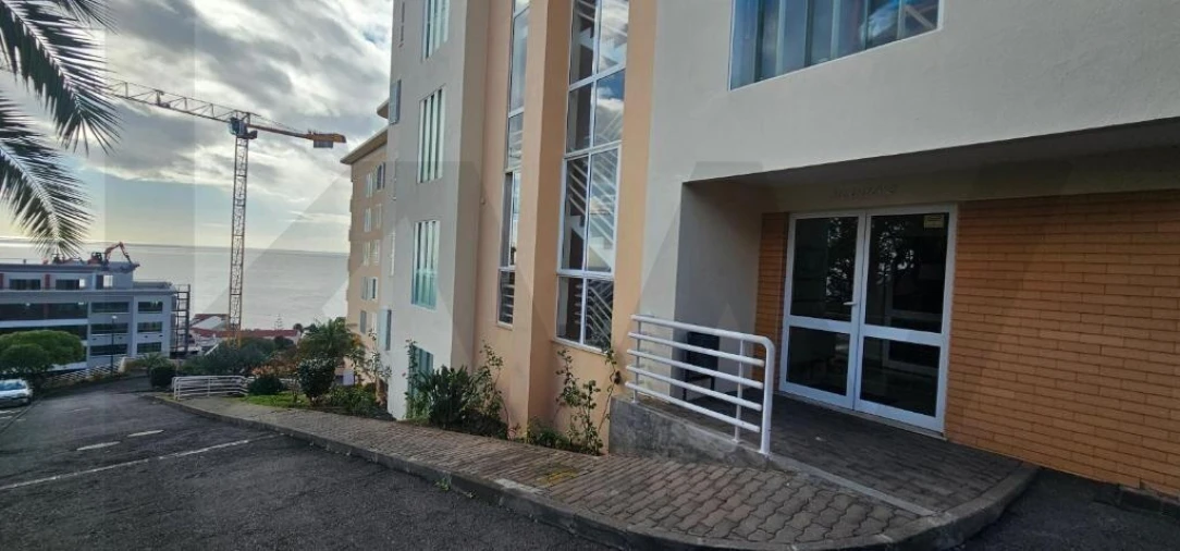 Apartamento T3 para Venda em São Martinho Foto 2