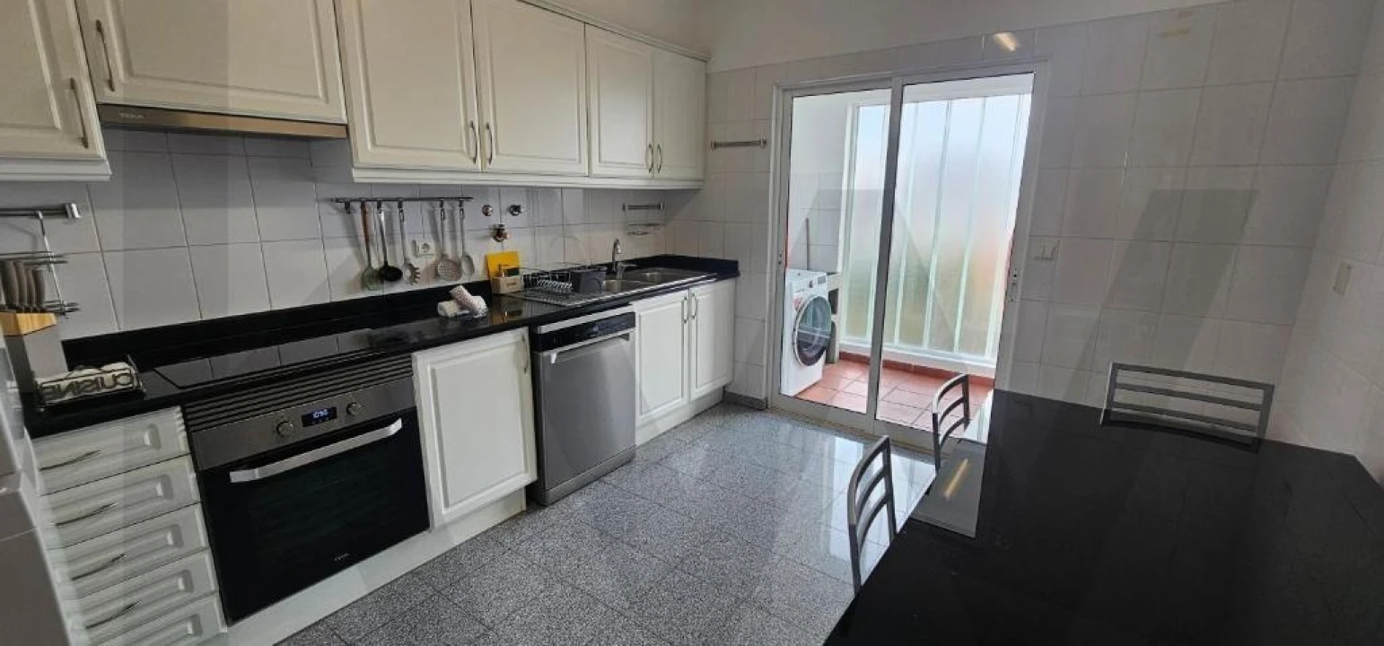 Apartamento T3 para Venda em São Martinho Foto 11