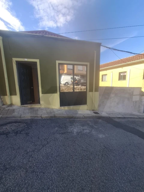 Prédio para Venda em Mafamude e Vilar do Paraíso