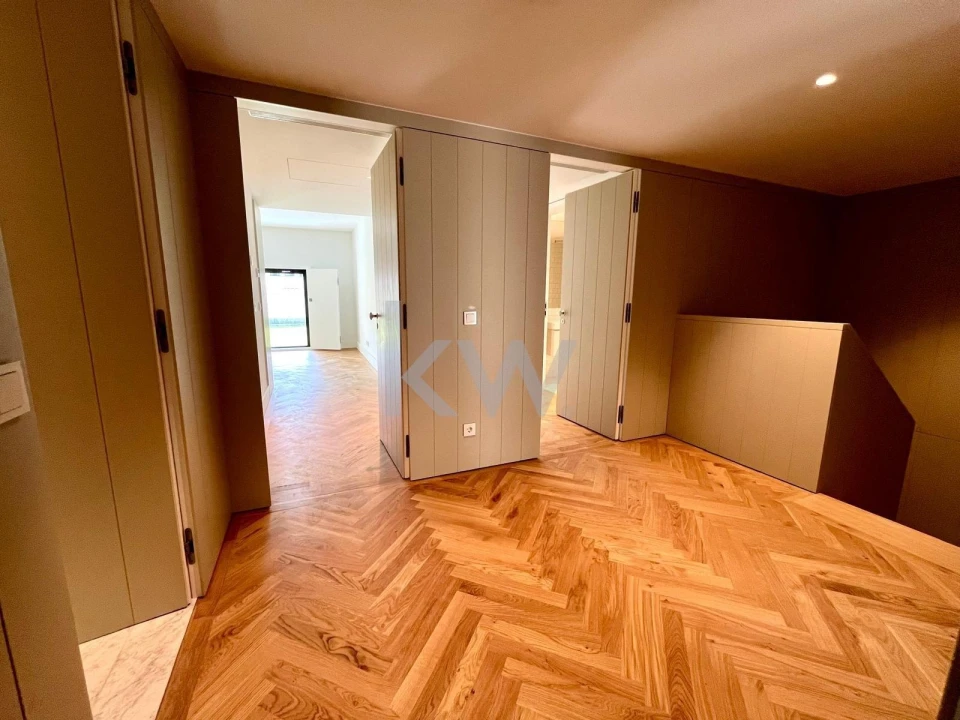 Apartamento T4 para Venda em Beato Foto 10