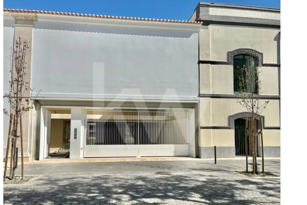 Apartamento T4 para Venda em Beato Foto 25