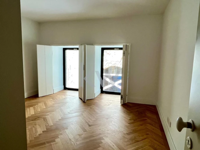 Apartamento T4 para Venda em Beato Foto 11