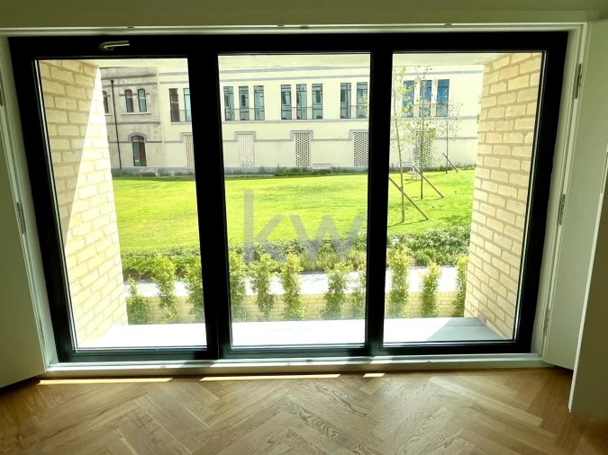 Apartamento T4 para Venda em Beato Foto 18