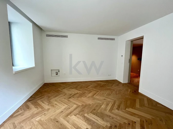 Apartamento T4 para Venda em Beato Foto 8