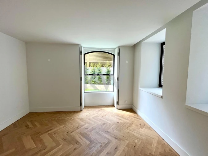 Apartamento T4 para Venda em Beato Foto 6