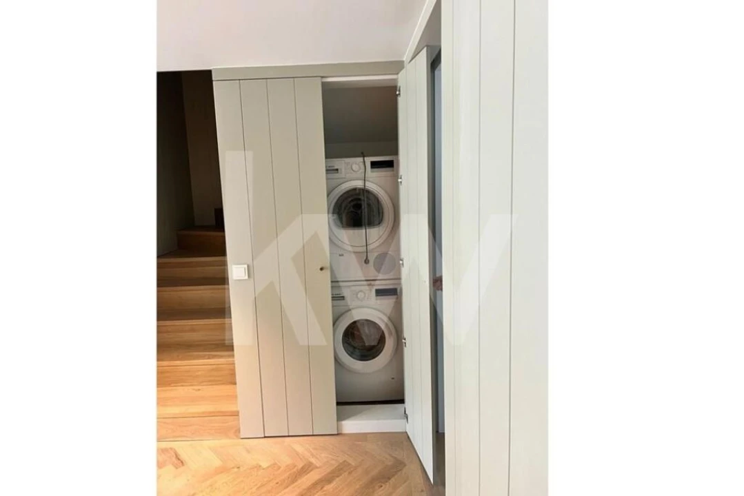 Apartamento T4 para Venda em Beato Foto 9