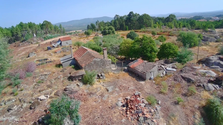 Quinta T3 para Venda em Vale de Prazeres e Mata da Rainha Foto 12