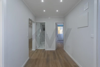 Apartamento T2 para Venda em Falagueira-Venda Nova
