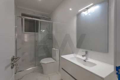 Apartamento T2 para Venda em Falagueira-Venda Nova