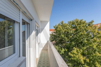 Apartamento T2 para Venda em Falagueira-Venda Nova