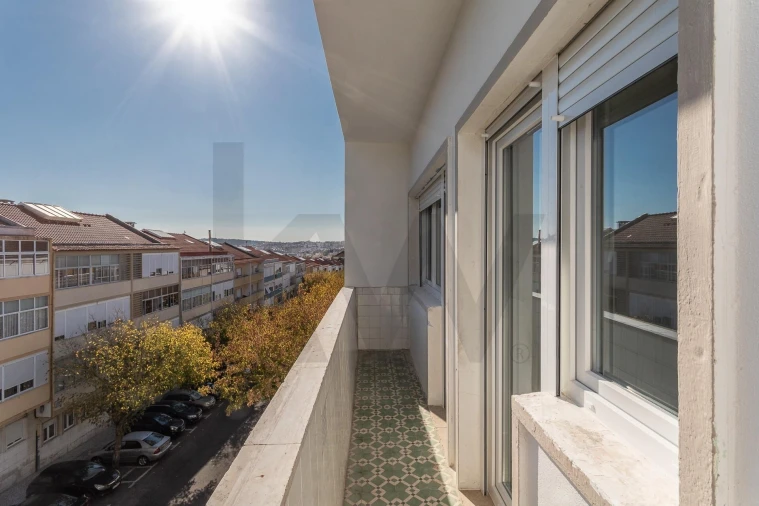 Apartamento T2 para Venda em Falagueira-Venda Nova Foto 2