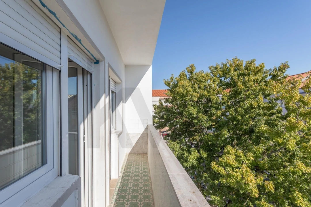 Apartamento T2 para Venda em Falagueira-Venda Nova Foto 1