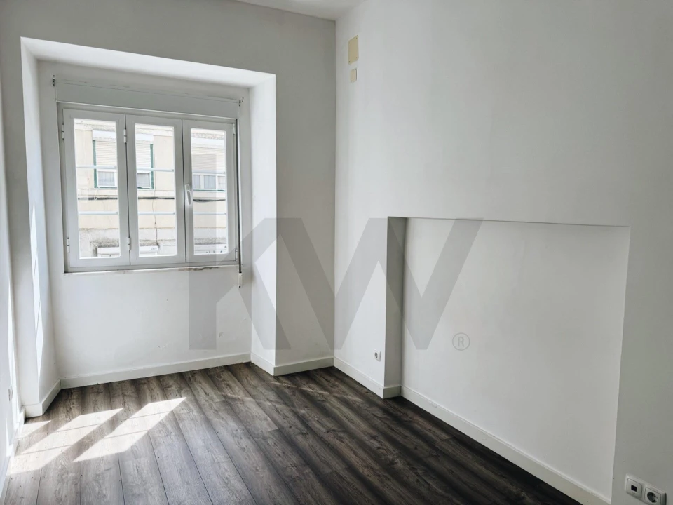 Apartamento T1 para Arrendamento em Penha de França Foto 4