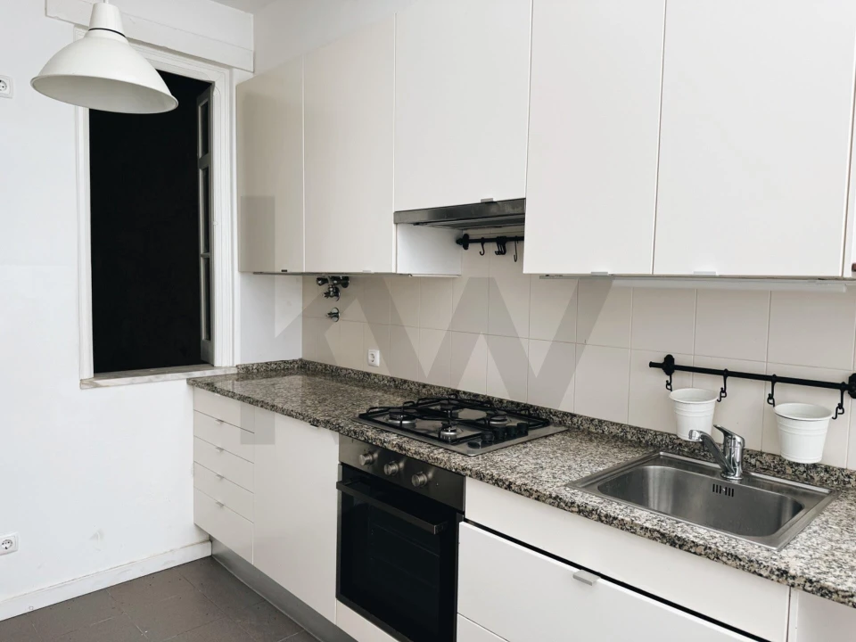 Apartamento T1 para Arrendamento em Penha de França Foto 6