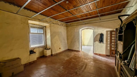 Moradia T7 para Venda em Caia, São Pedro e Alcáçova