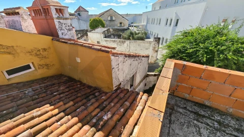 Moradia T7 para Venda em Caia, São Pedro e Alcáçova