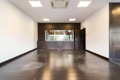 Armazém para Venda em Alcochete