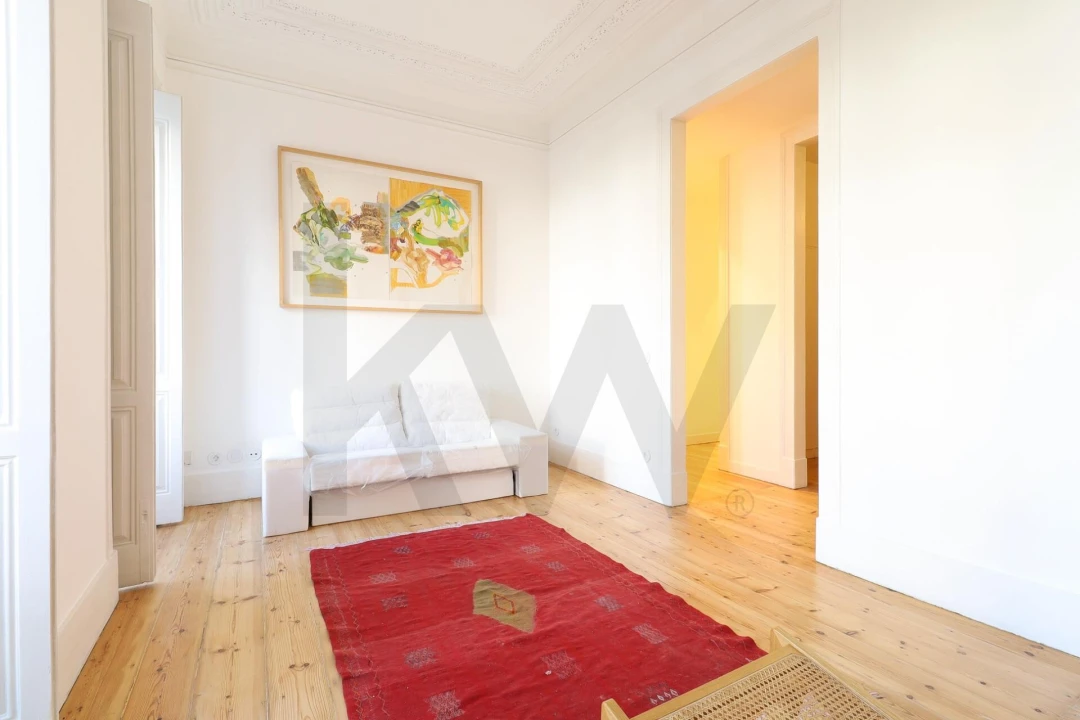 Apartamento T2 para Arrendamento em Misericórdia Foto 4