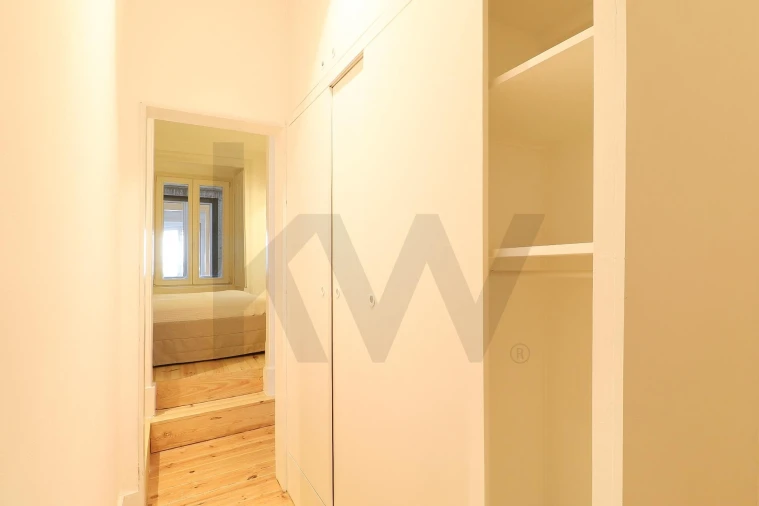 Apartamento T2 para Arrendamento em Misericórdia Foto 23