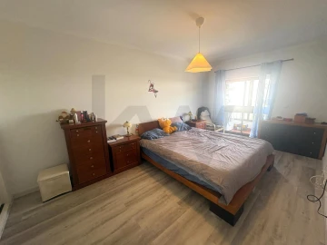 Apartamento T2 para Venda em Carcavelos e Parede